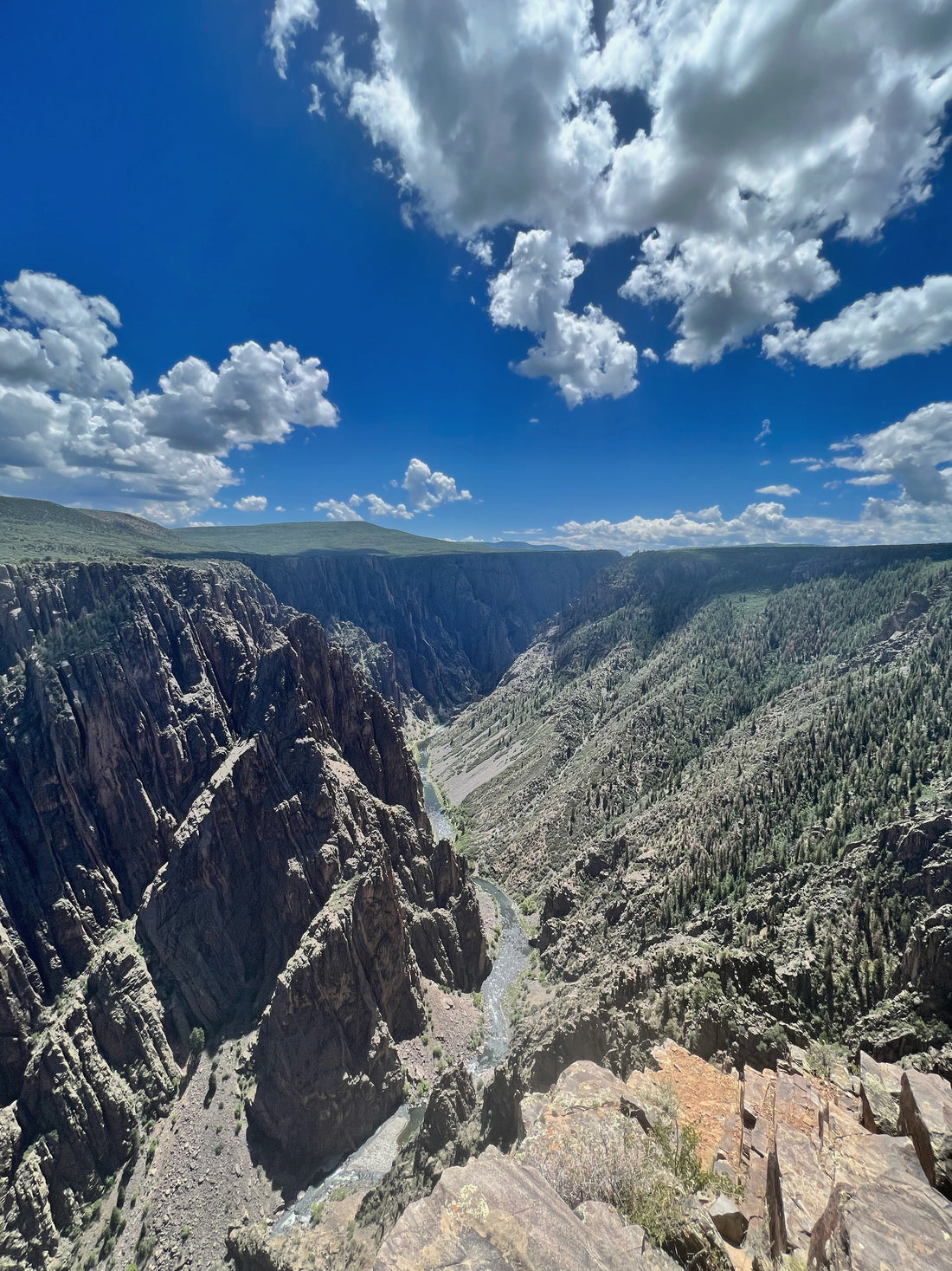 Black Canyon of the Gunnison: Depth and Dramatic Views
