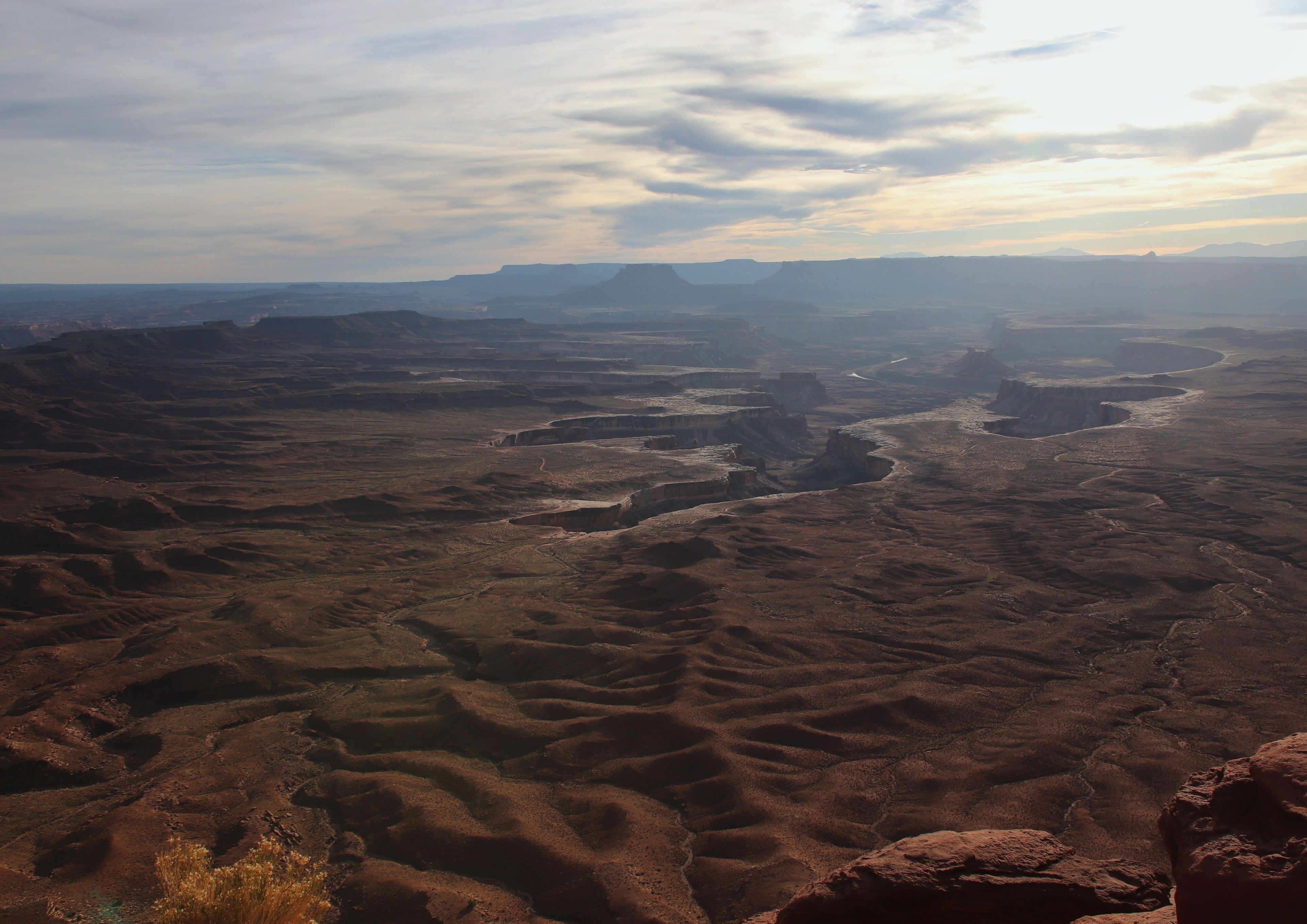 Explore Canyonlands National Park’s Vast Desert Beauty